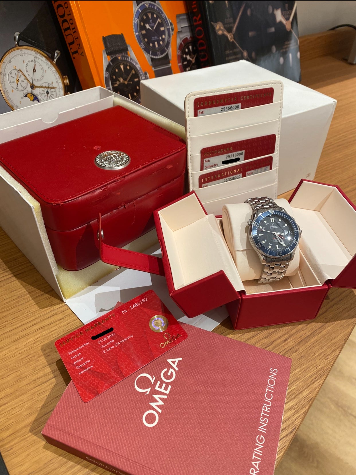 Omega Seamaster Diver 300M GMT