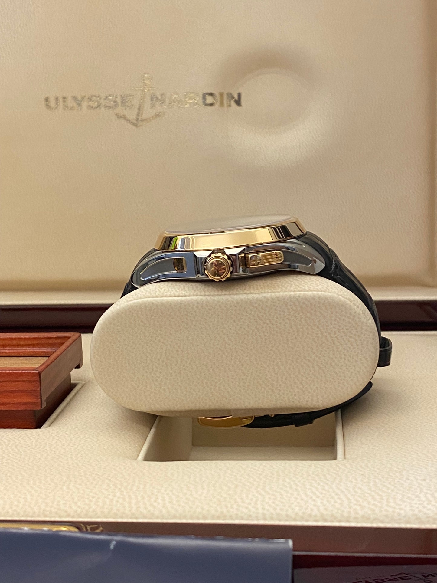 Ulysse Nardin Sonata Streamline